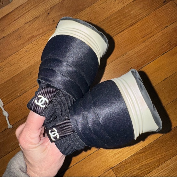CHANEL SOCK NEOPRENE SNEAKERS TRAINERS - Picture 9 of 16